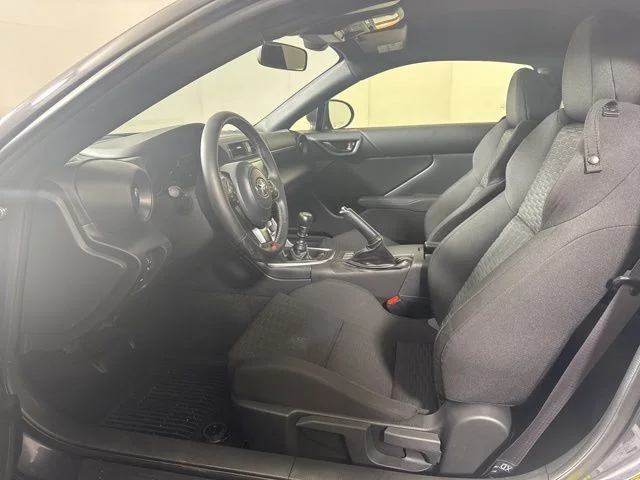 Used 2024 Pavement Toyota Base image 11