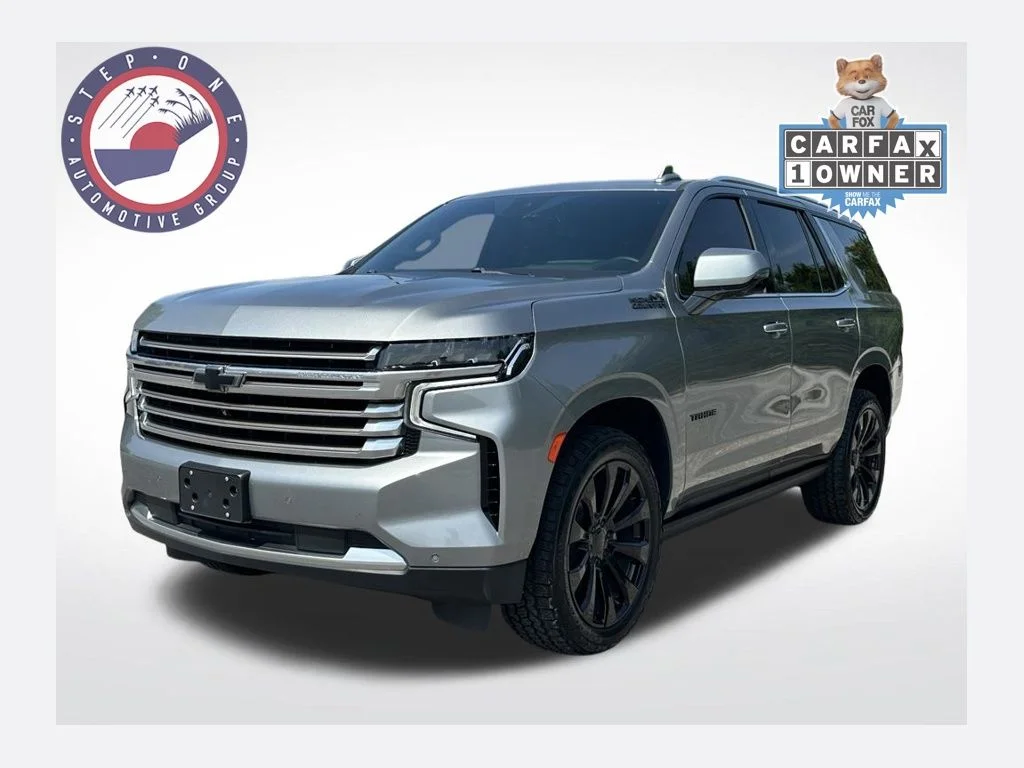 Used 2023 Gray Chevrolet High Country image 1