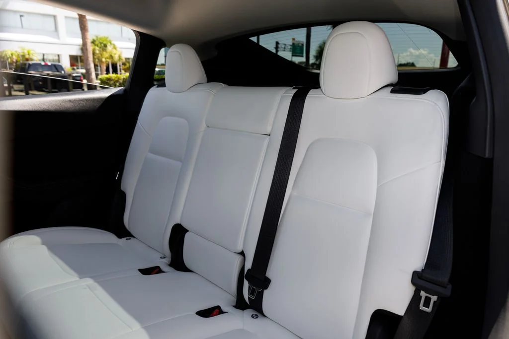 Used 2023  Tesla Long Range image 19