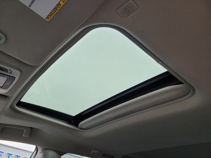 2021 Toyota Sienna XLE - Photo 18