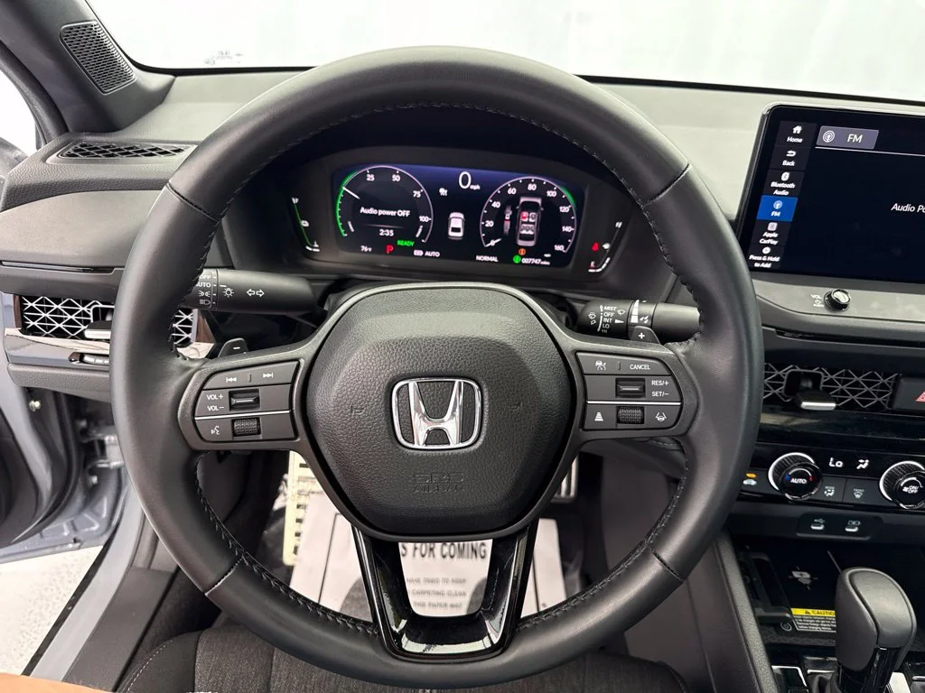 Certified Used 2025 Urban Gray Pearl Honda HYBRID SPORT image 26