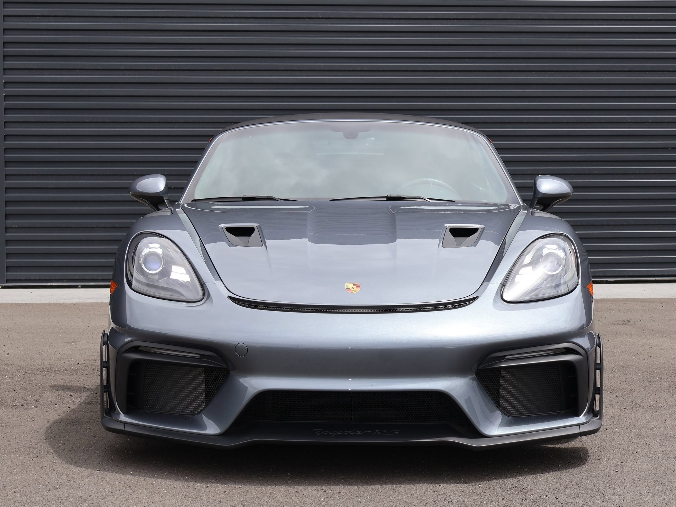 Certified Used 2025 Vanadium Grey Metallic Porsche RS image 6