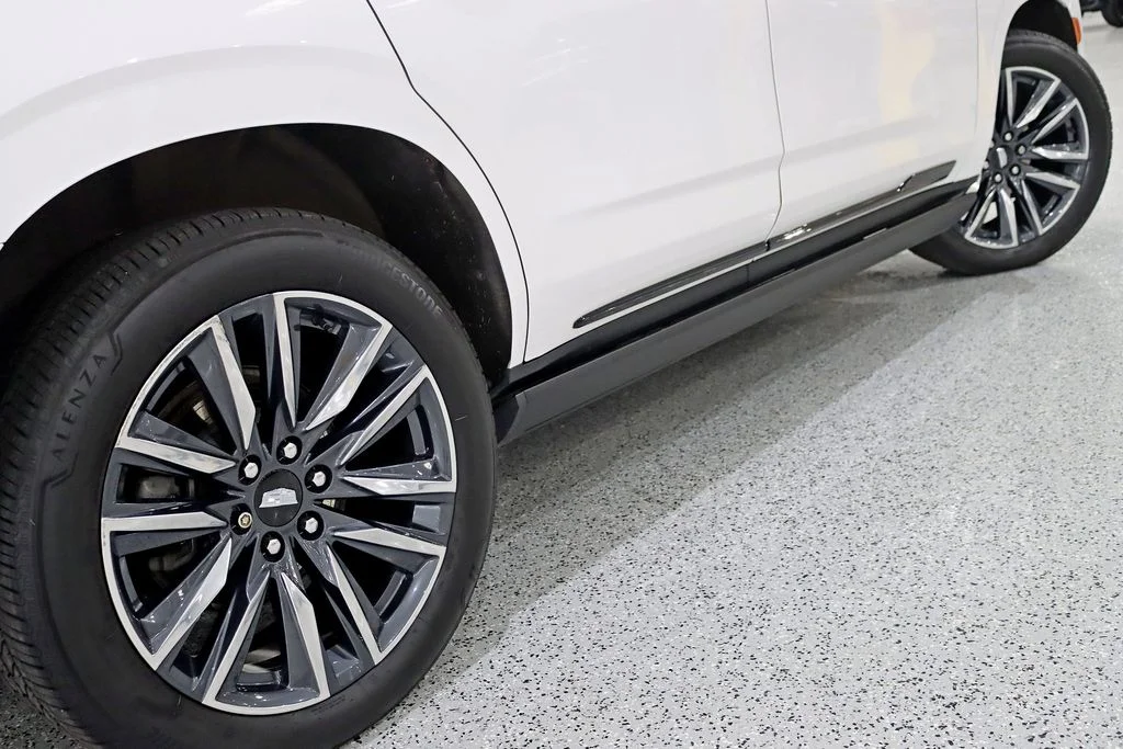 Used 2023 White Cadillac Sport Platinum image 12
