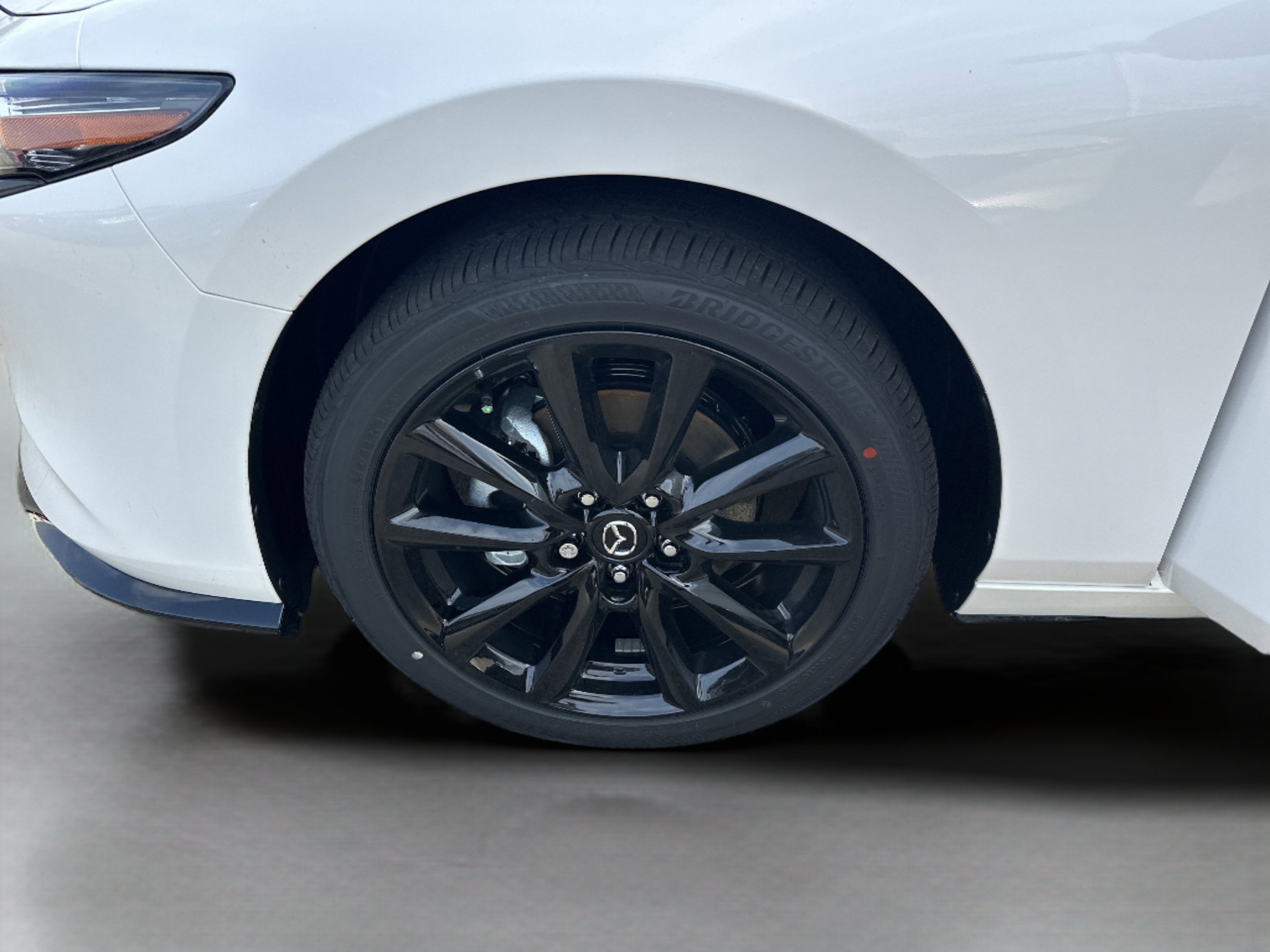 New 2026 Snowflake White Pearl Mazda 2.5 Turbo Premium Plus AWD image 24