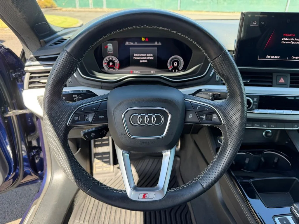 Used 2022 Navarra Blue Metallic Audi Prestige One-Owner image 19