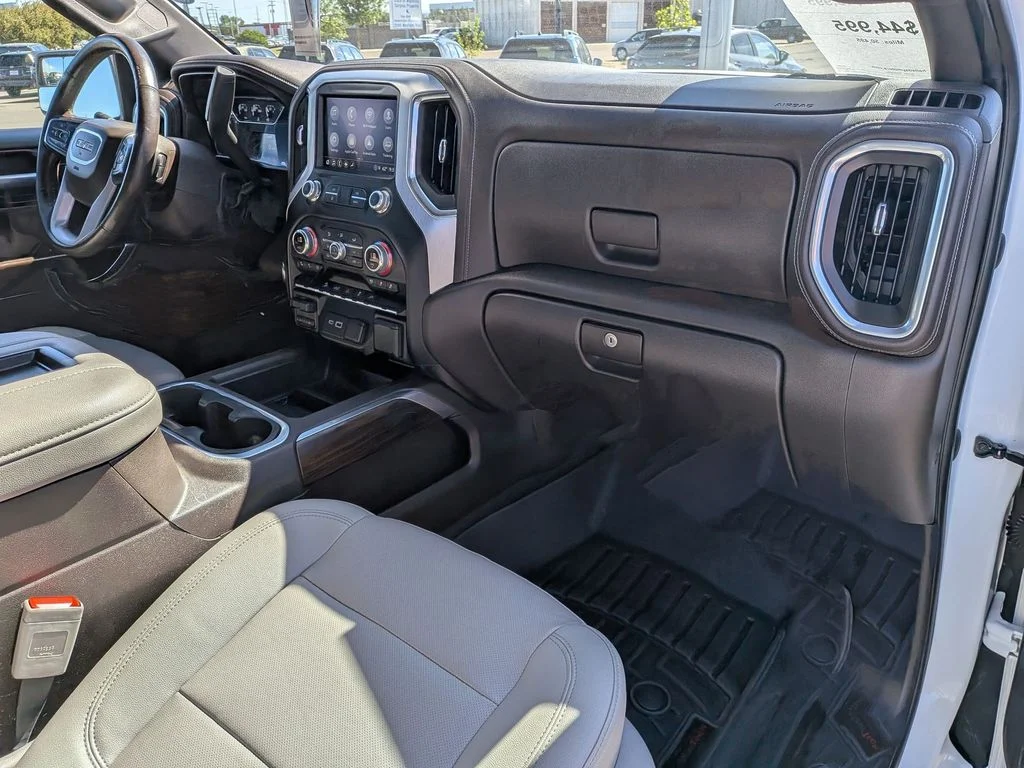 Used 2021 WHITE FROST TRICOAT GMC SLT image 22