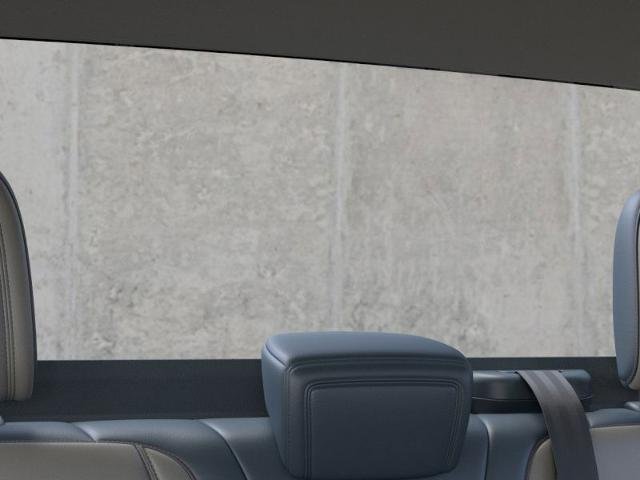 New 2026 Oxford White Ford Lariat image 38