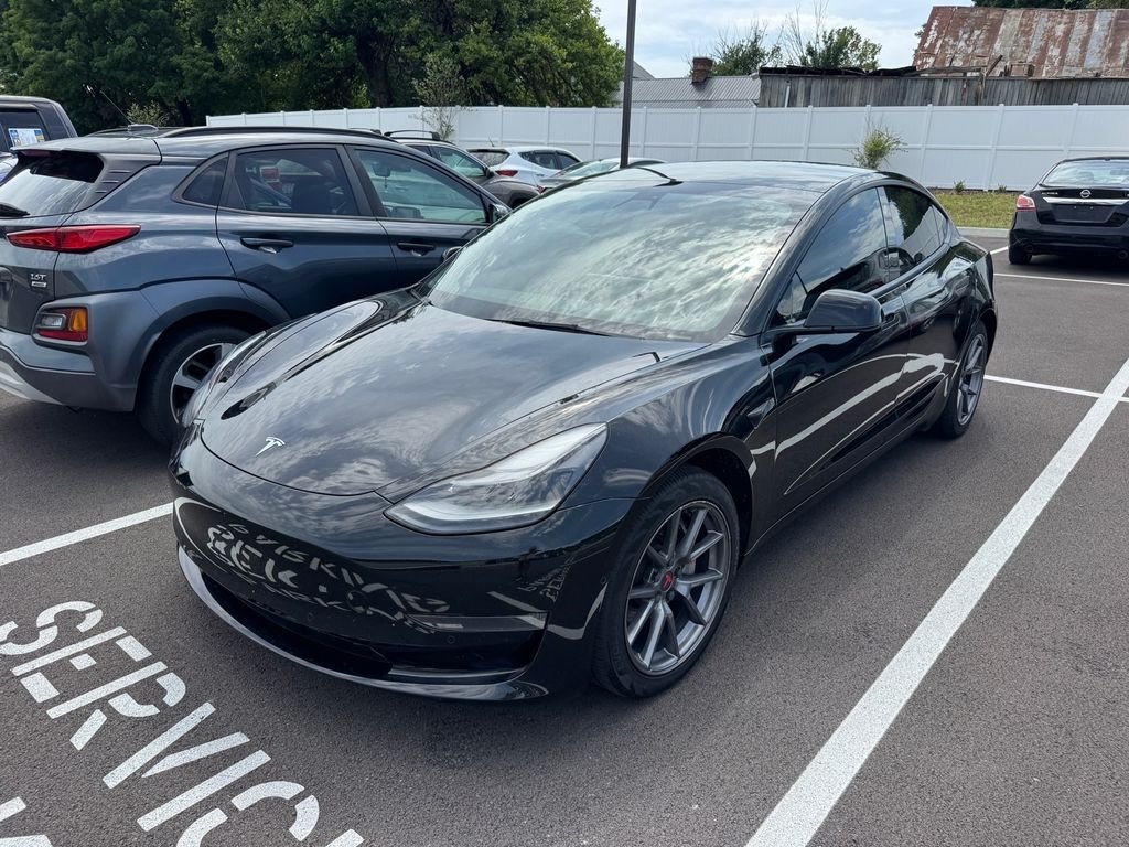 Used 2021 Black Tesla Long Range image 2