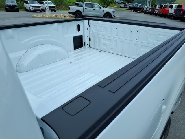 New 2026 Oxford White Ford XL image 21