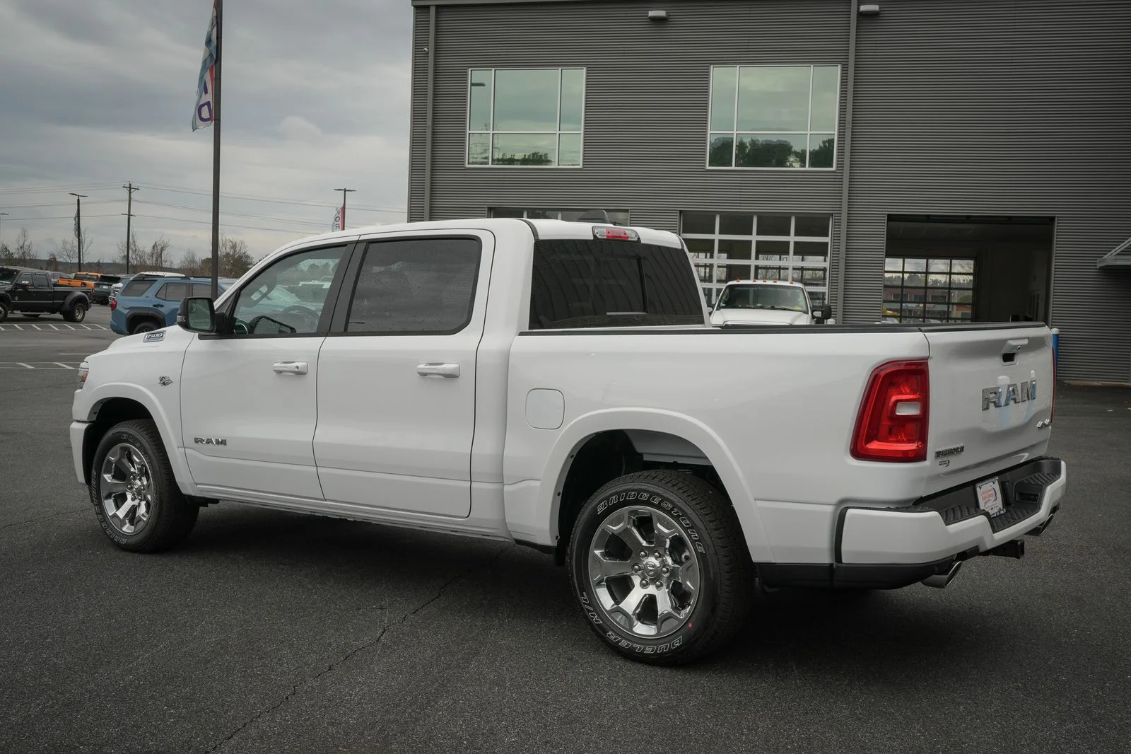 New 2026 Bright White Clear-Coat Exterior Paint RAM Big Horn/Lone Star image 7