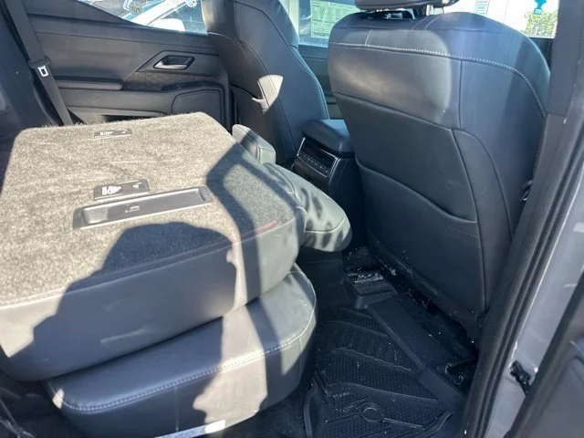 Used 2024  Lexus 550 Premium+ image 30