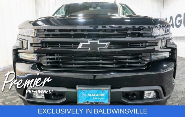 Used 2019 Black Chevrolet RST image 3