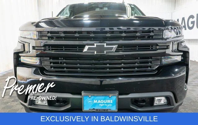 Used 2019 Black Chevrolet RST image 3