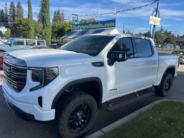 Used 2023 White GMC AT4 image 1