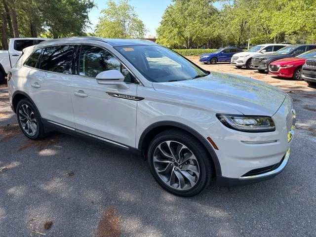 Used 2021 White Lincoln Reserve image 7