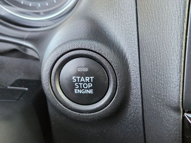Used 2014 White Mazda Grand Touring image 17