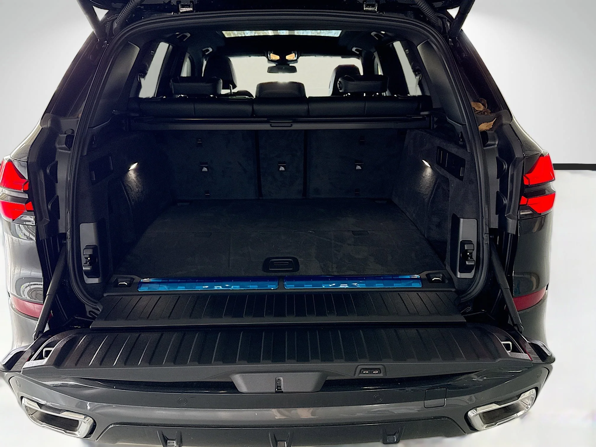 2026 BMW X5 50e - Photo 11