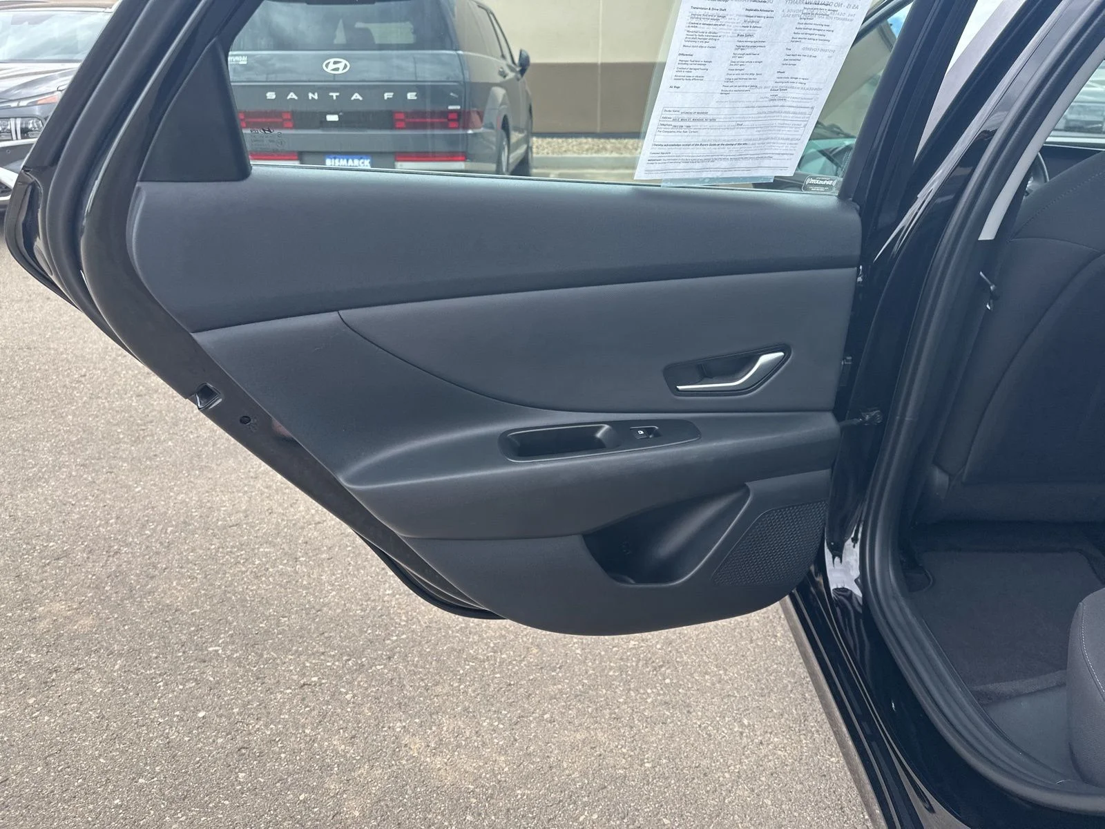 Used 2023 Black Hyundai SEL image 17