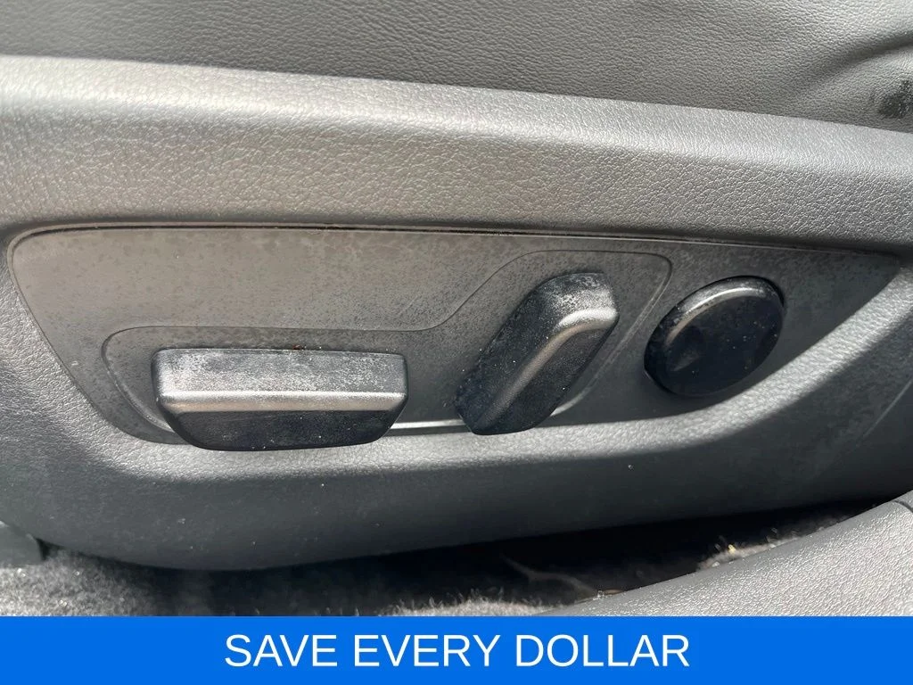 Used 2021 Blue Mazda Preferred image 21