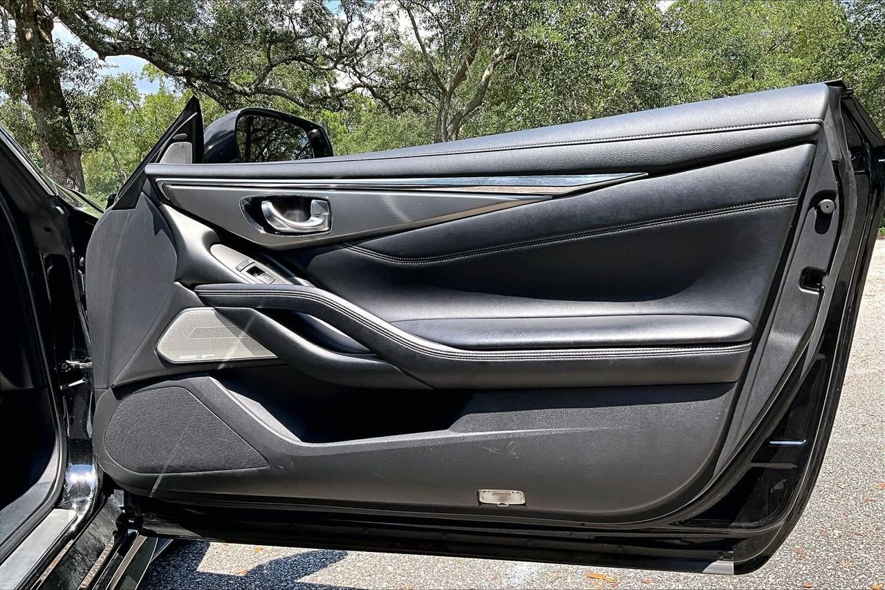 Used 2019 Black INFINITI 3.0t LUXE image 25