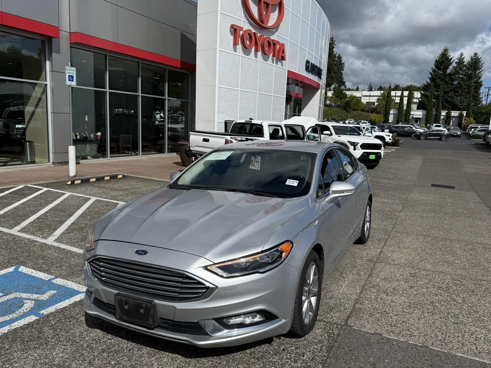 2017 Ford Fusion SE FWD's photo