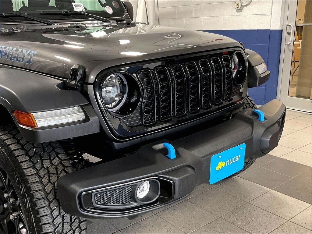 Used 2024 Granite Crystal Metallic Clearcoat Jeep Willys 4xe image 30