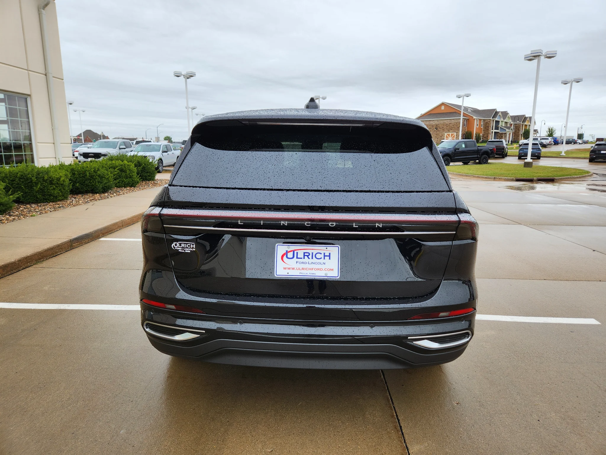 New 2026 Infinite Black Metallic Clearcoat Lincoln Premiere image 9