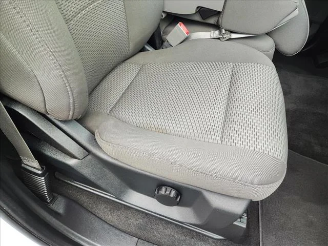 Used 2020 White Ford XLT image 29