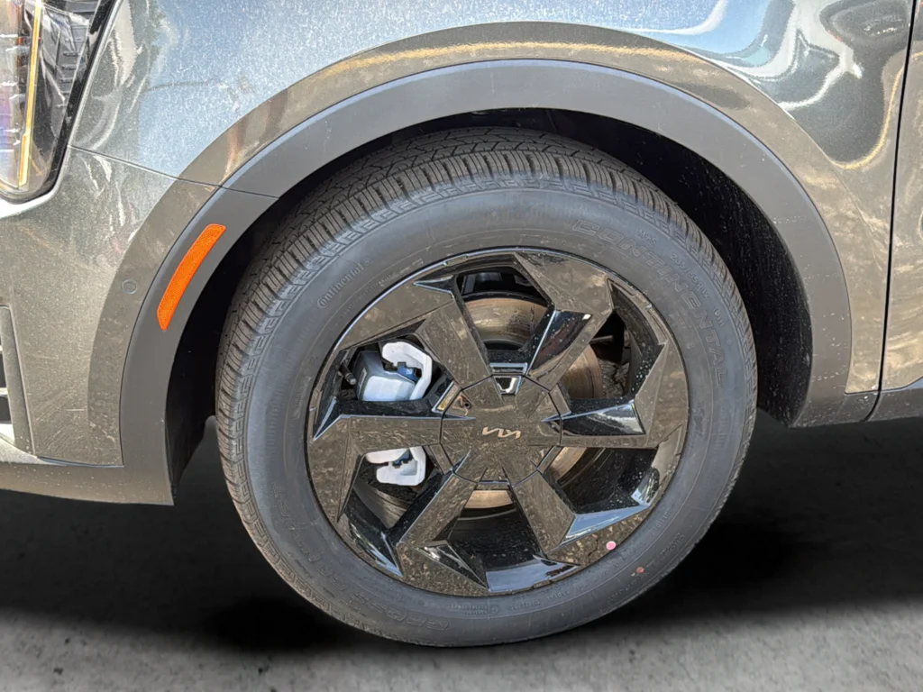 New 2026 Interstellar Gray Kia X-Line SX Prestige image 9