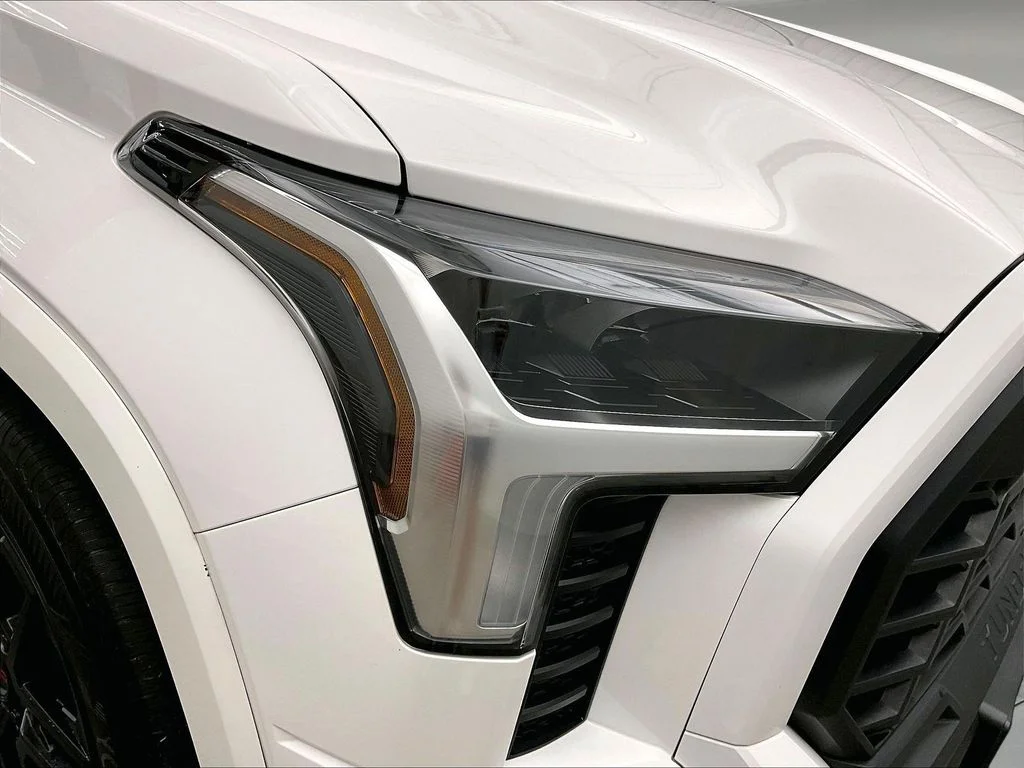 Used 2023 White Toyota SR5 image 35