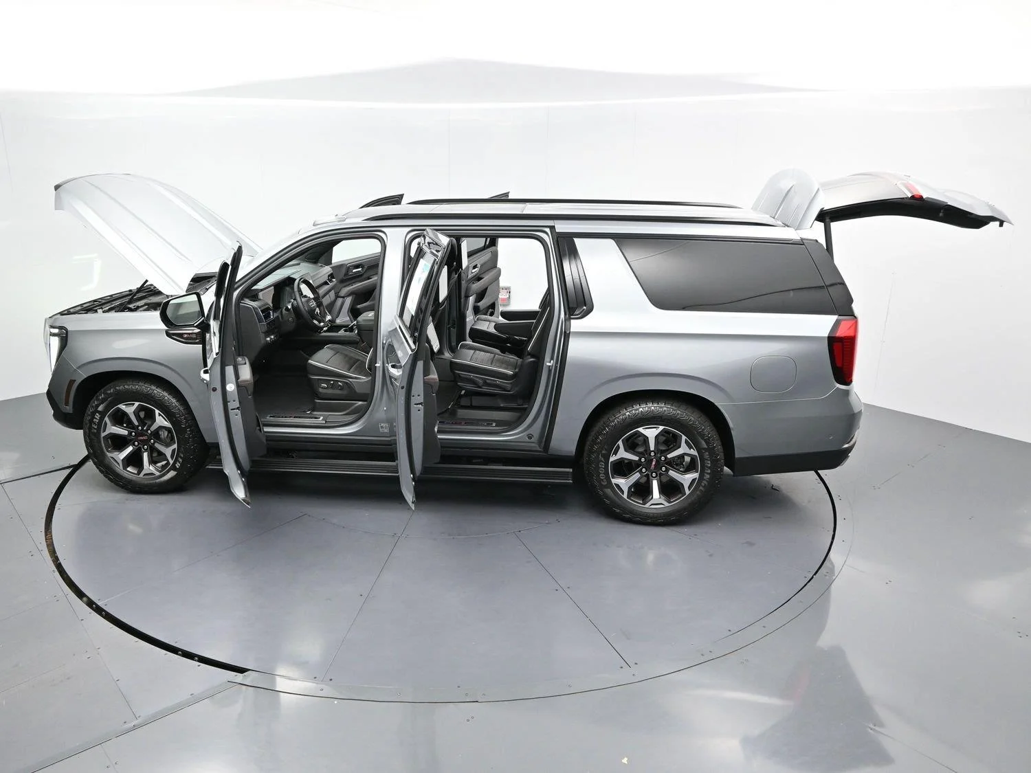 Used 2025 Sterling Metallic GMC AT4 Ultimate image 51