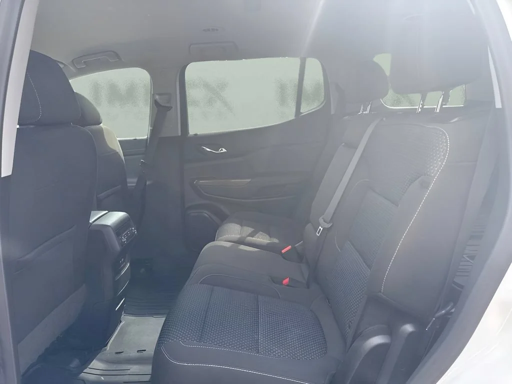 Used 2020 SUMMIT WHITE GMC SLE image 10