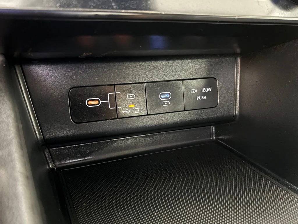 Used 2025 Red Hyundai SEL image 33