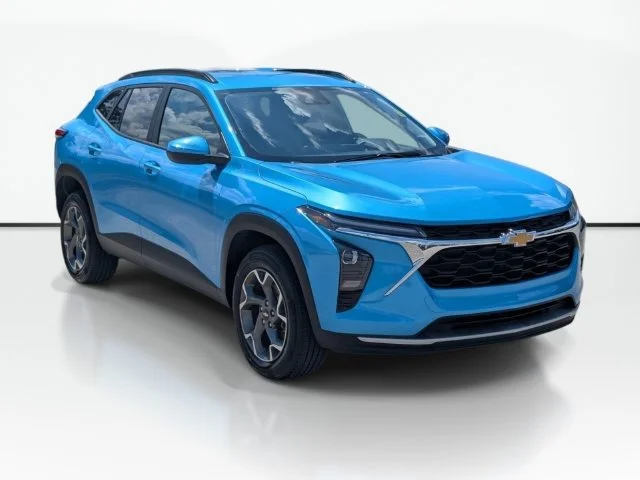 Used 2025 Blue Chevrolet LT image 4