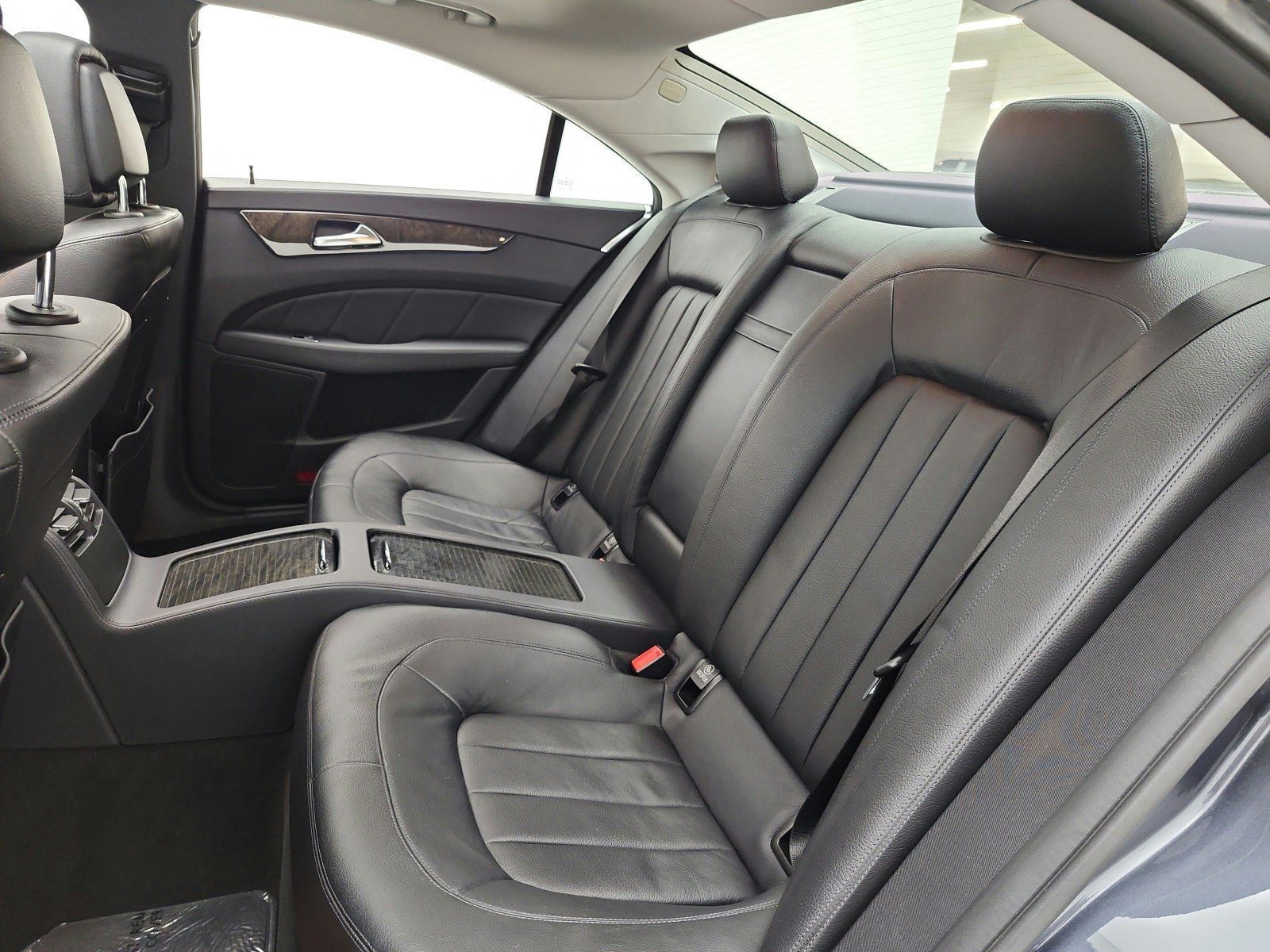 Used 2013 Steel Grey Mercedes-Benz 4dr Sdn CLS 550 RWD image 13