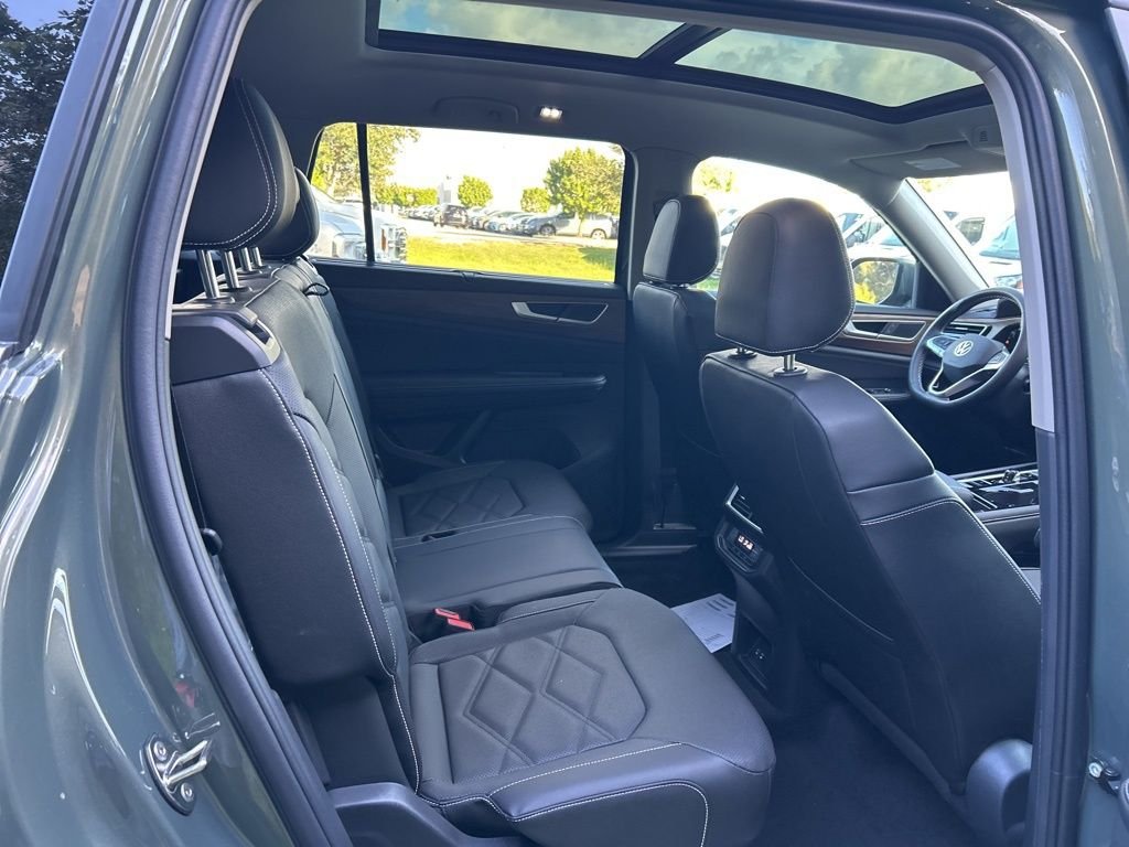 2026 Volkswagen Atlas SE w/Tech - Photo 40