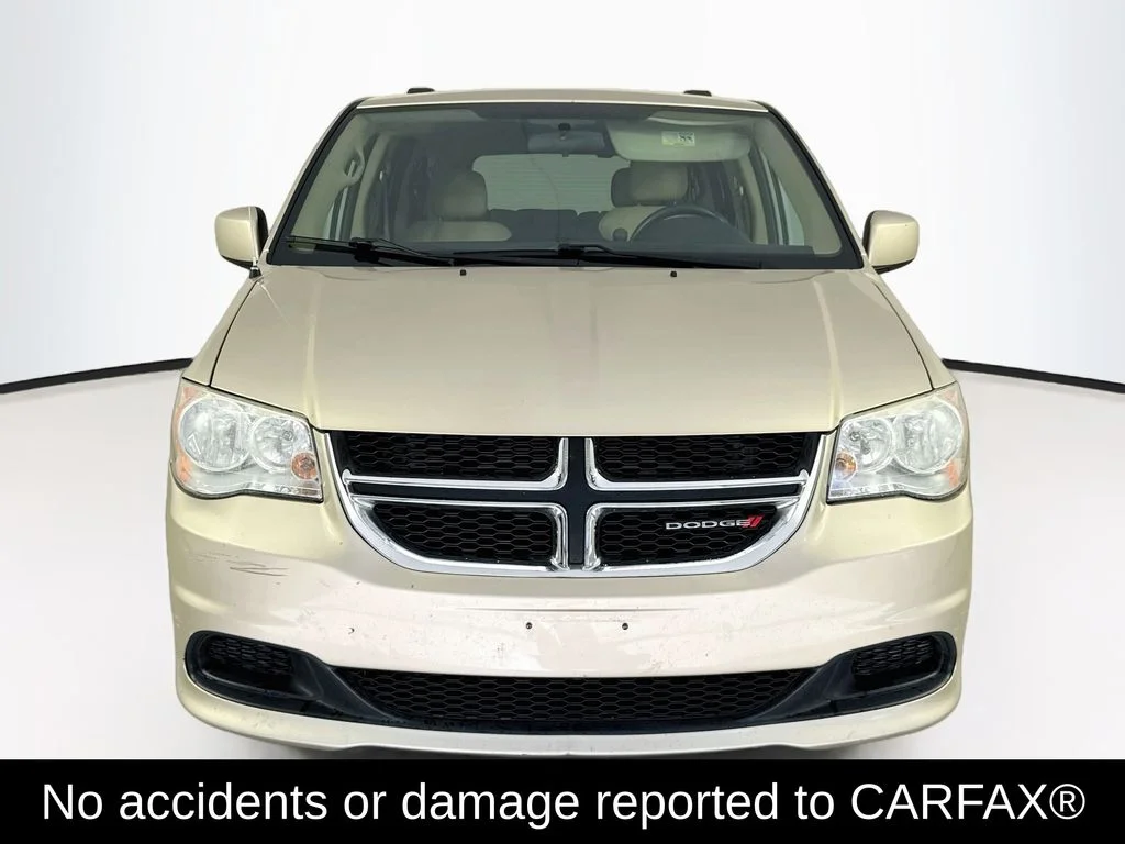 Used 2015 Cashmere/Sandstone Pearlcoat Dodge SXT image 2