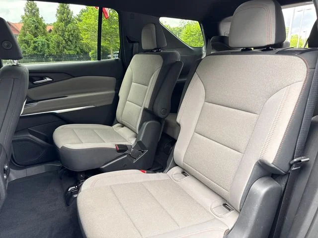 Used 2025 Gray Chevrolet LT image 21
