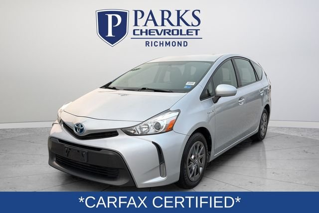Used 2017 Silver Toyota Three image 3