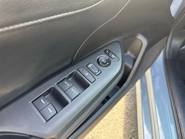 Used 2017 Gray Honda EX-L image 16