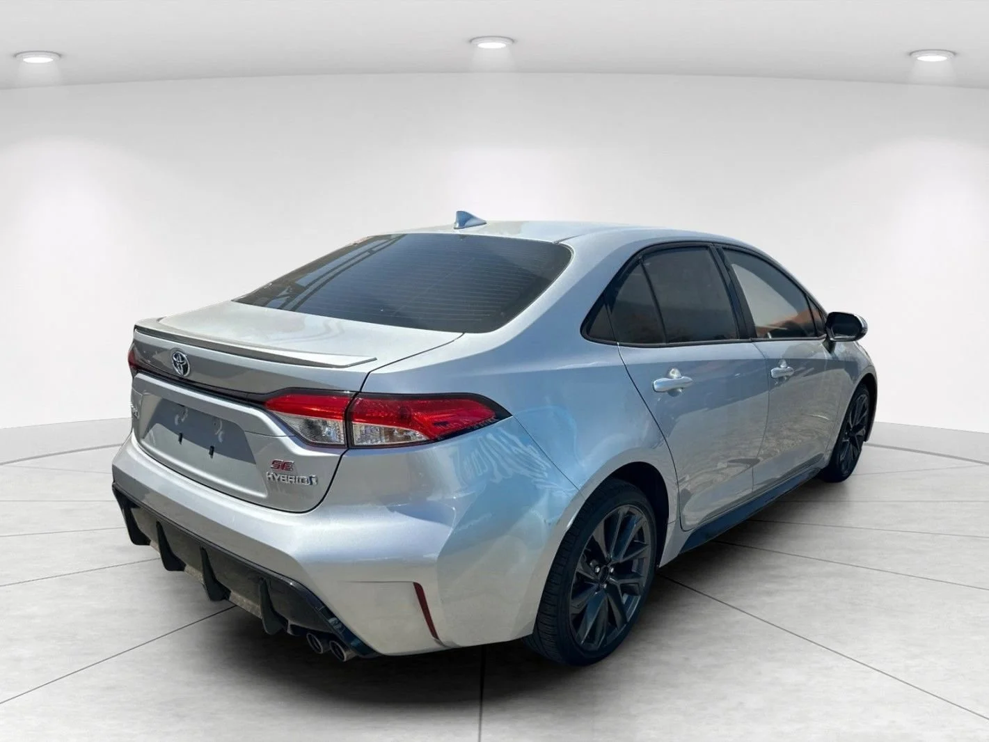 Used 2023 Silver Toyota Hybrid LE image 6