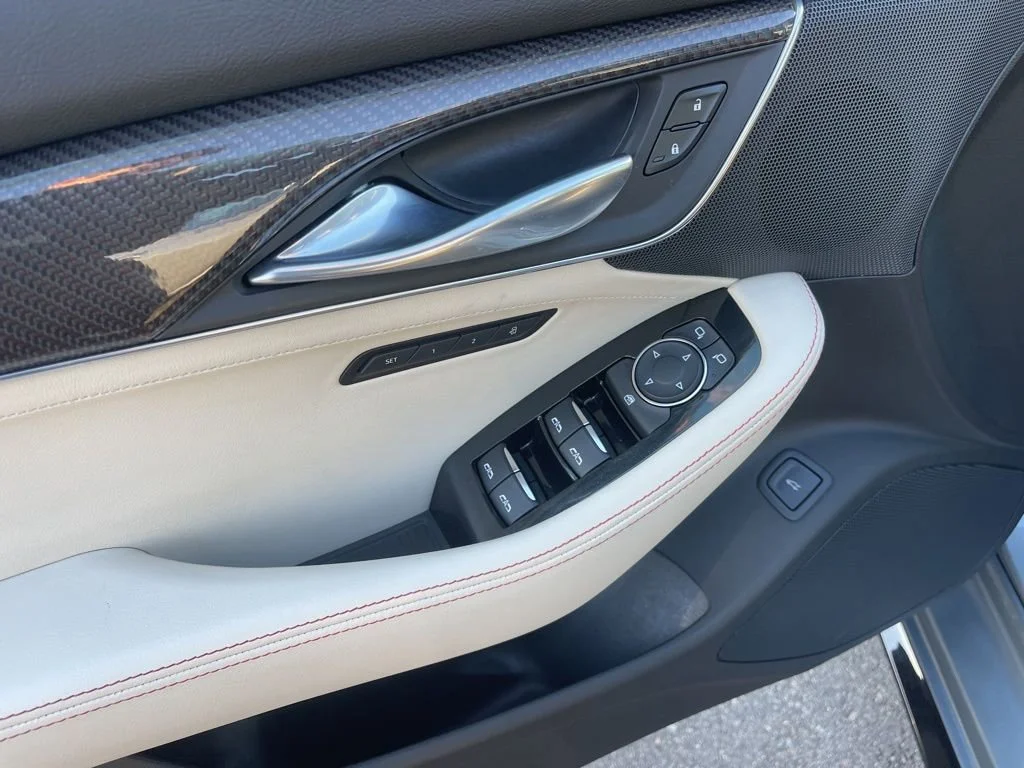 Used 2023 Argent Silver Metallic Cadillac Sport image 13