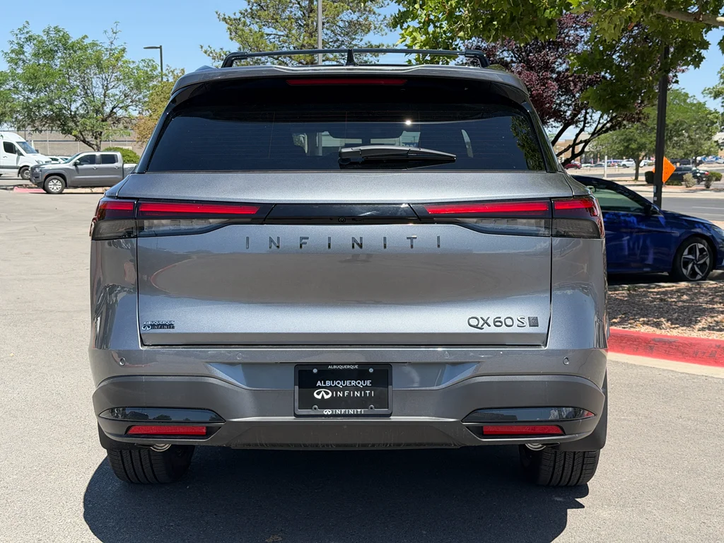 New 2027 GRAPHITE SHADOW INFINITI Sport AWD image 7