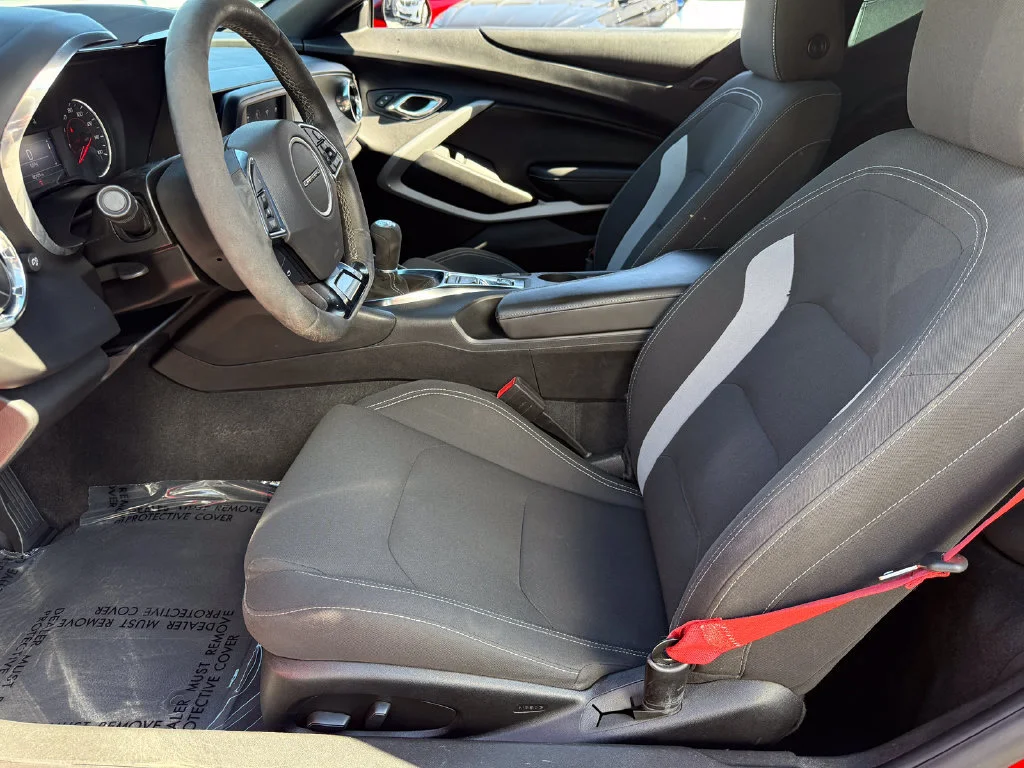Used 2020 RED HOT Chevrolet 1LT image 20
