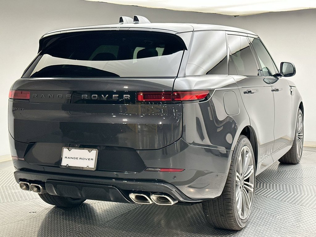 New 2027 Carpathian Grey Land Rover Dynamic SE image 3
