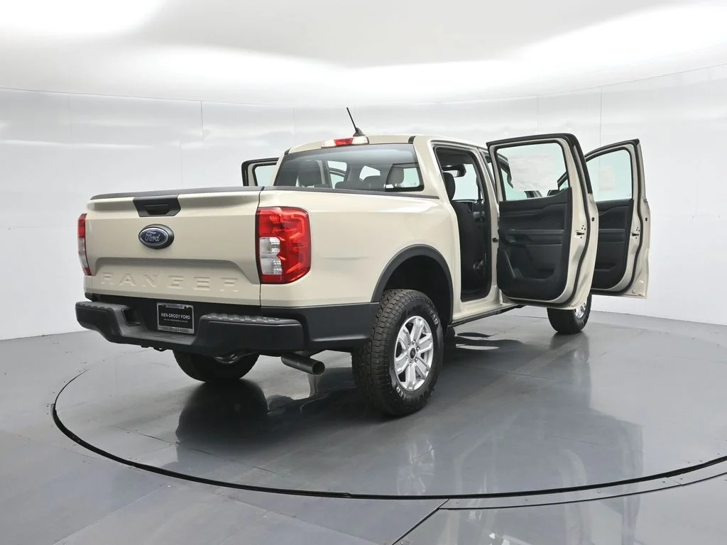 New 2025 Beige Ford XL image 5