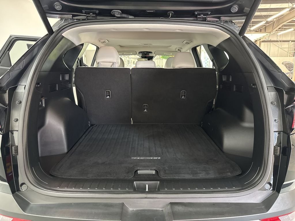 Used 2024 Black Pearl Hyundai SEL image 34