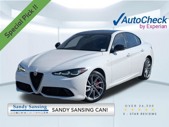 2024 Alfa Romeo Giulia Ti AWD's photo