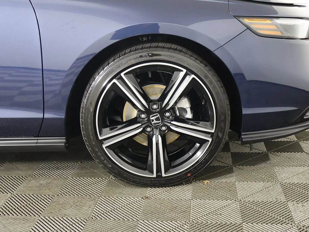 New 2026 Canyon River Blue Metallic Honda SE image 13
