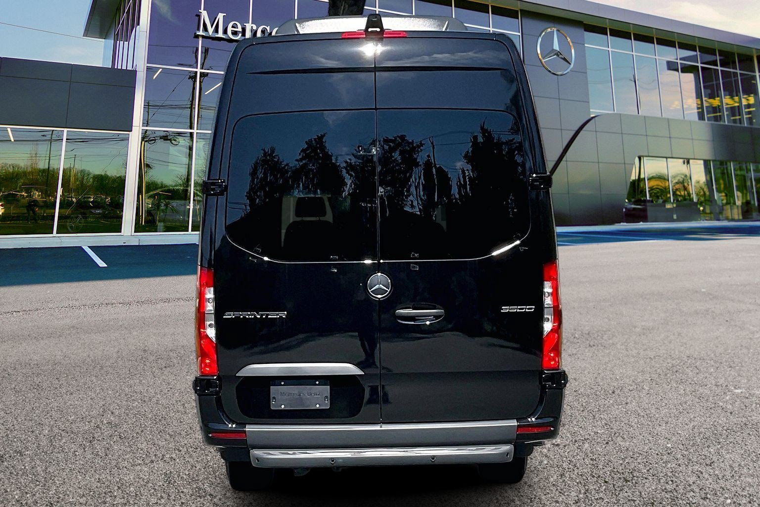 New 2026 Obsidian Black Metallic Mercedes-Benz Cargo 170 WB image 18
